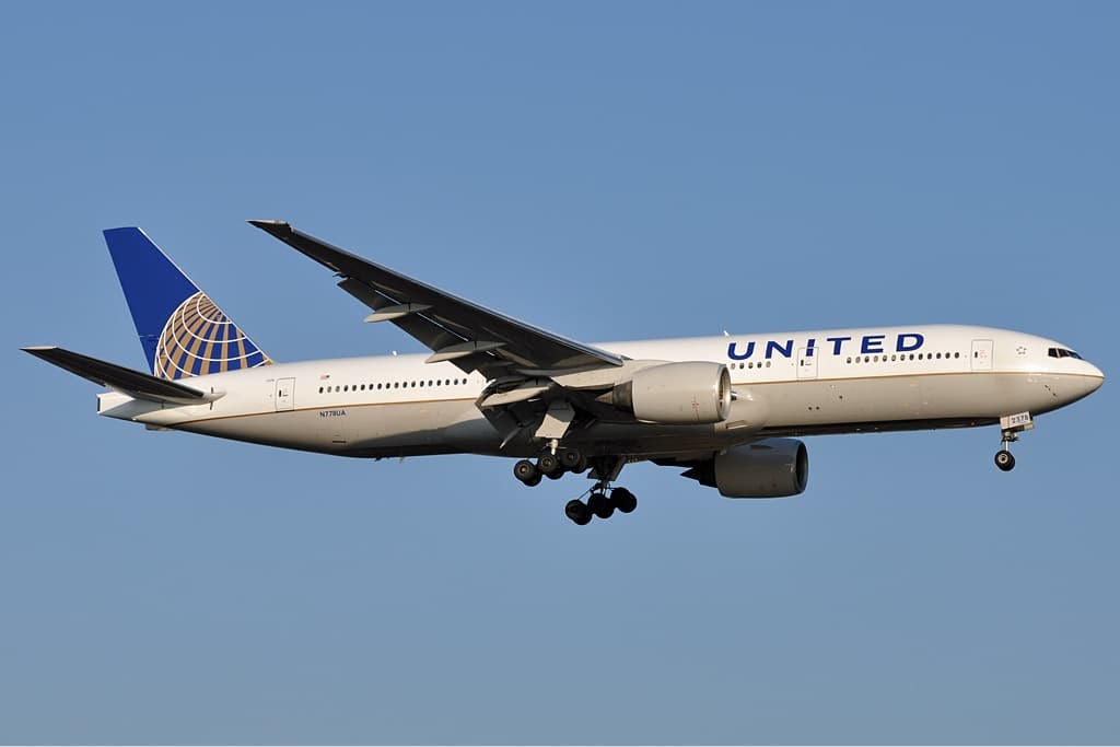 Aircraft evaluation input used by the SkyGuard object detection workflow